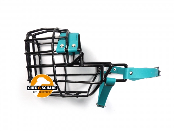 CHOPO schwarz Bullterrier Rüde Biothane grün