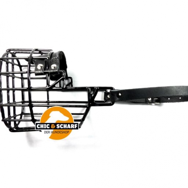 CHOPO Drahtmaulkorb schwarz Neufundländer Hündin