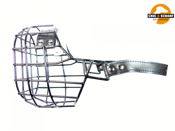 SF Drahtmaulkorb schwarz Shar Pei Hündin