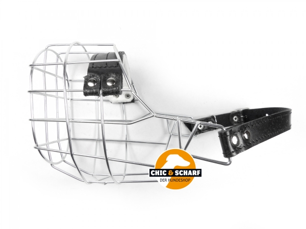 SF Drahtmaulkorb Staffordshire Bullterrier Hündin